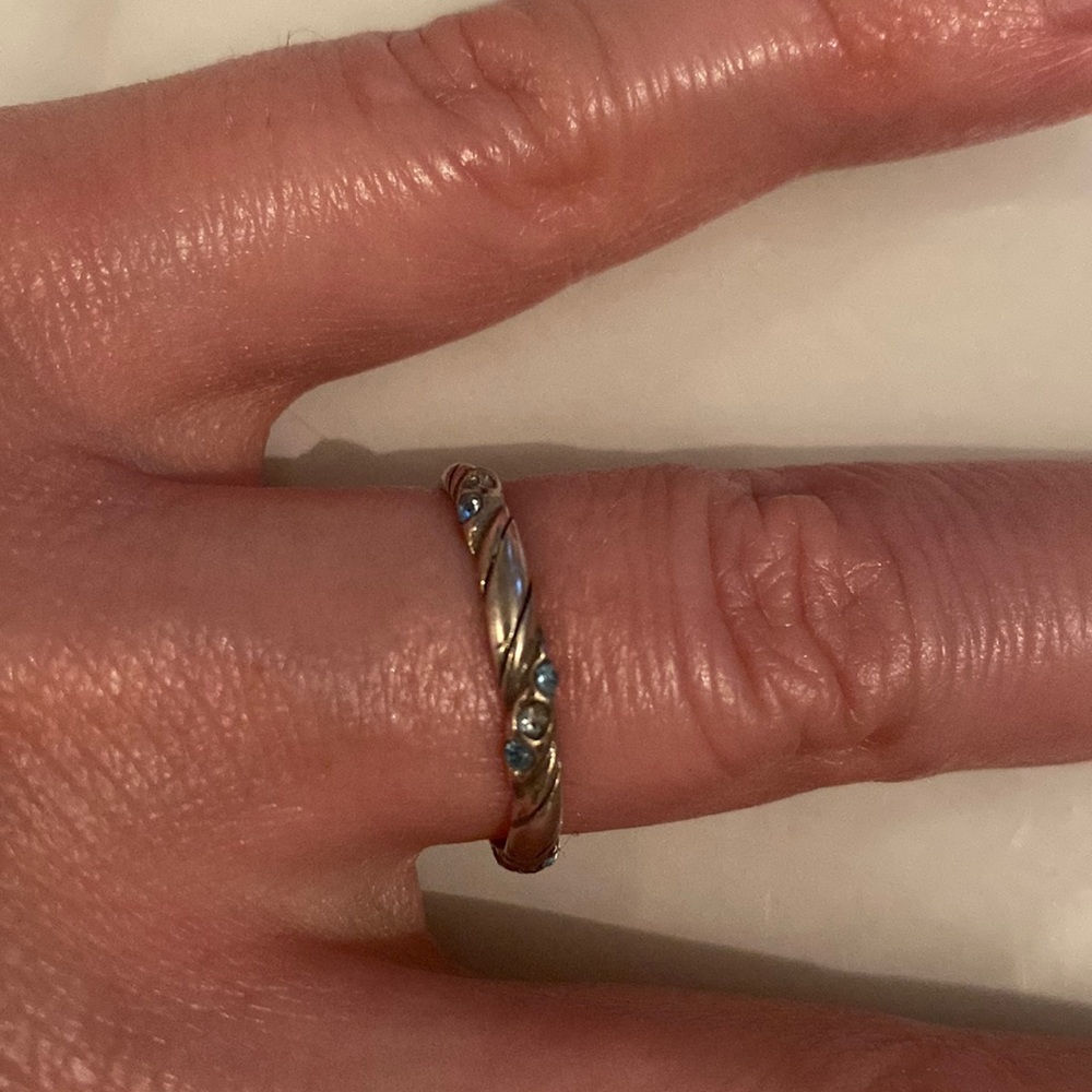 BRIGHTON Silver Tone Blue Crystal Band, sz 9.25